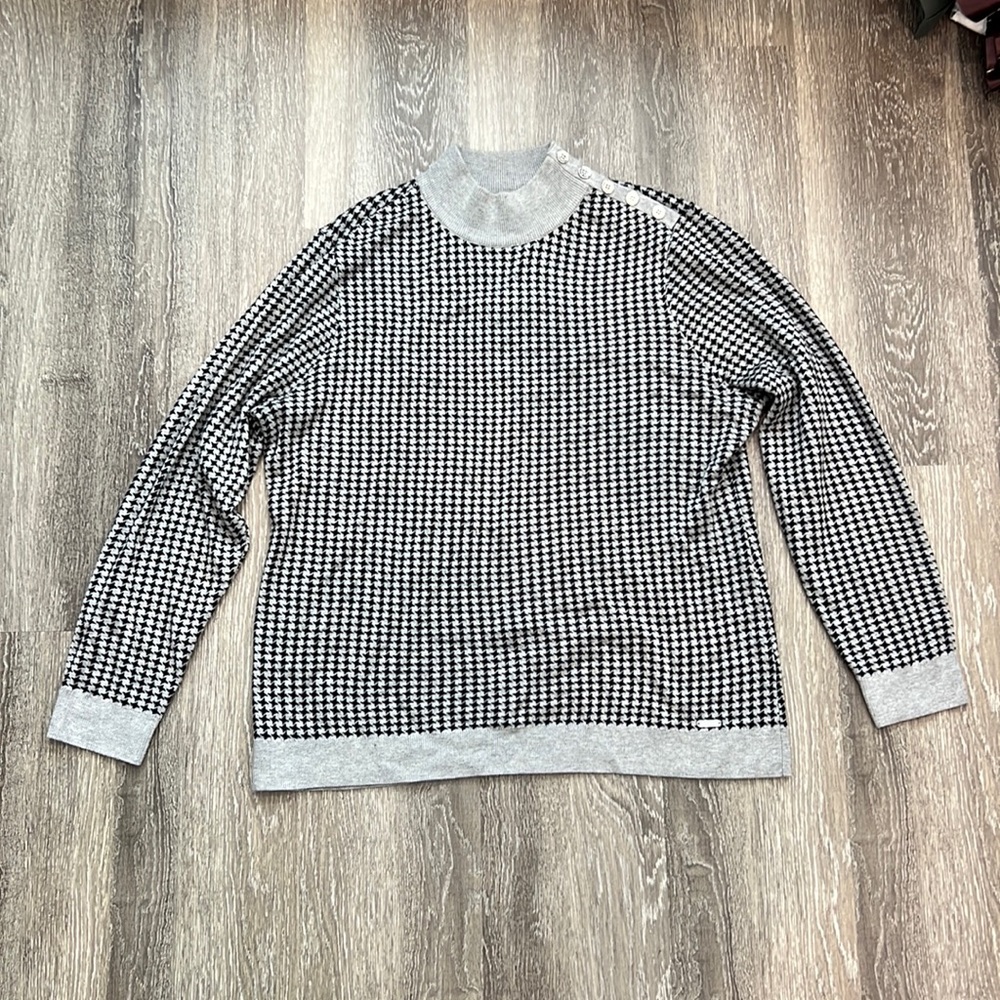 Calvin Klein Black Grey Pattern Long Sleeve Sweater Medium